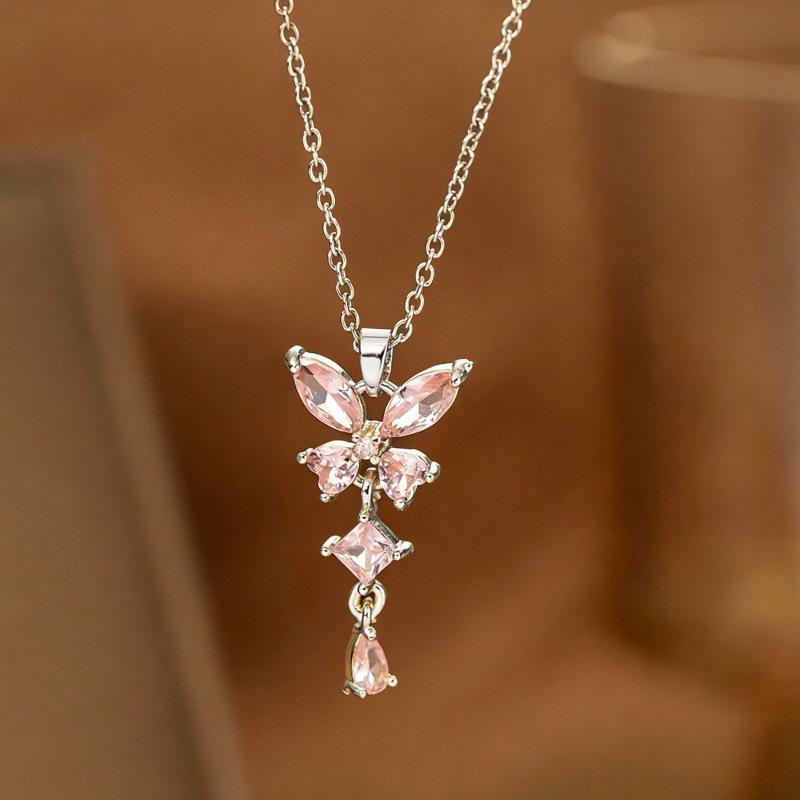 Elegant Rhinestone Butterfly Pendant Necklace - Light Luxury Zircon Clavicle Chain