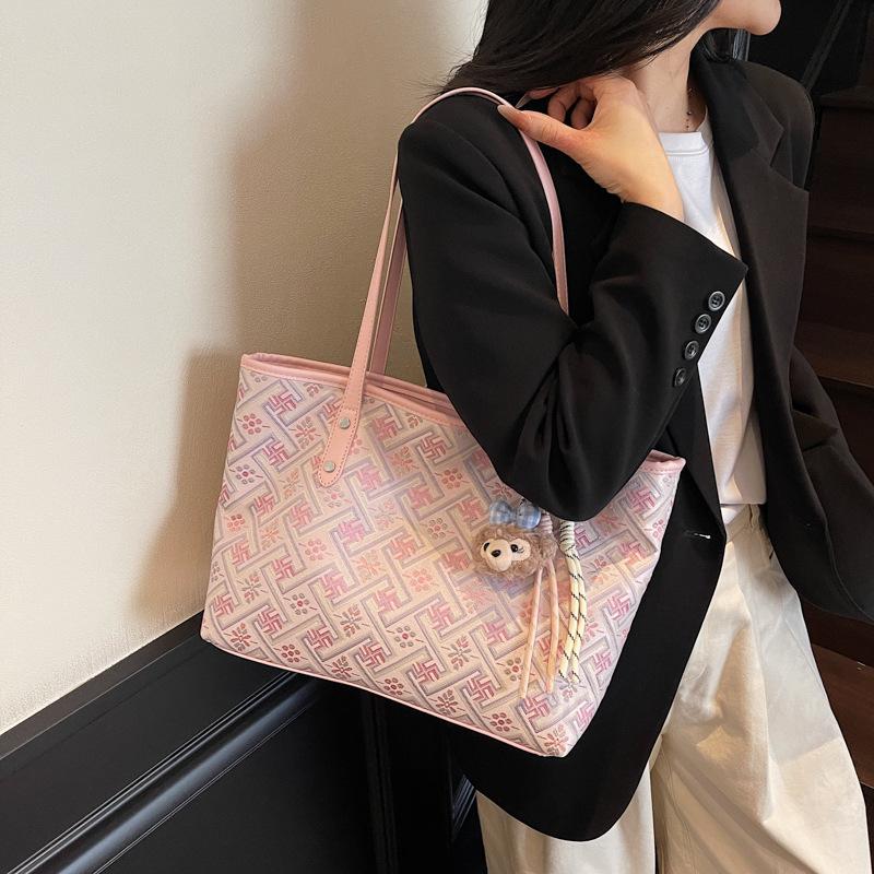 Large-capacity Bag Women's Summer Versatile New Casual Shoulder Bag Premium Texture Commuter Tote Bag