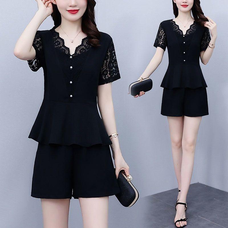 Women's Plus Size 2-piece Lace Trimmed V-neck Top And Shorts Slim Fit Summer Set Pure Black