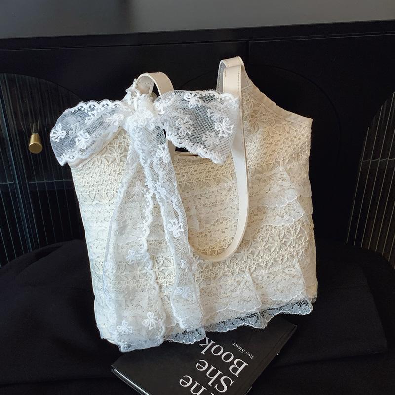 Summer Leisure Vacation Beautiful Lace Shoulder Armpit Bag Large Capacity Tote Bag Sweet White Handbag Women's Bag