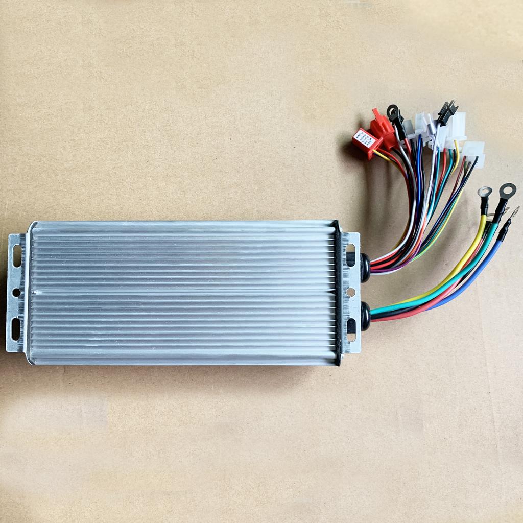 Contrôleur de vélo électrique 48V 60V 72V 2000W/2500W 45A /60A Contrôleur DC à 18 MOSFET Mode double Pour Scooter Électrique Vélo Moteur de Vitesse