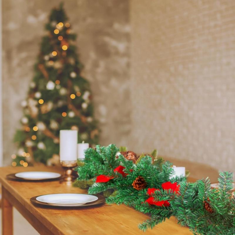 Christmas Vine PVC Garland Window Display Decor for Store Shop Festive Mall Scene Setting Arrangement Props