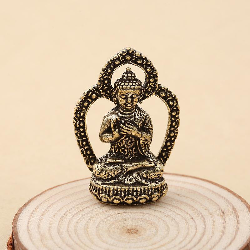 New retro brass ornament, car keychain pendant, Buddha statue safety pendant, handmade collection