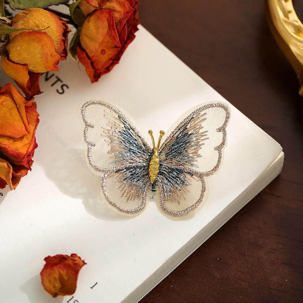 Three Dimensional Embroidery Butterfly Brooch Versatile Temperament Chest Flower