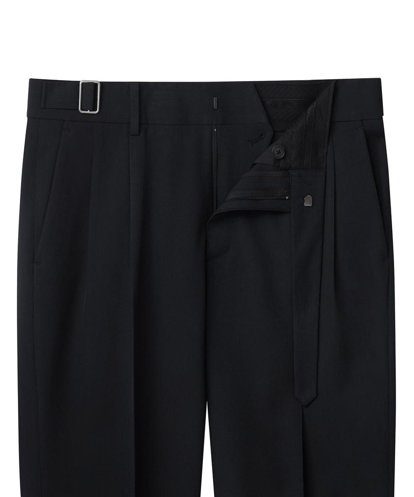 MUSINSA STANDARD Tapered Gurkha Slacks [Black]