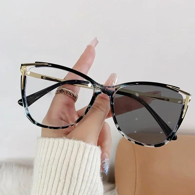 

New Glasses Frame Women Fashionable Photochromic Anti Blue Light Eyeglasses Men Fishing Cat Eye Decoration Glasses Plain Eyewear