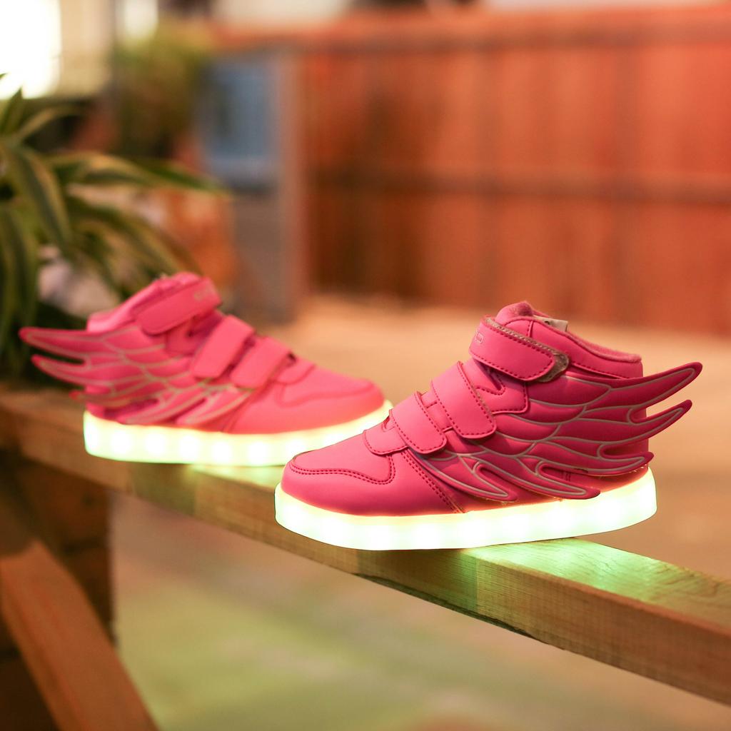 Spring and summer children's high-top casual shoes fashion light shoes rechargeable luminous shoes Velcro wings classmates