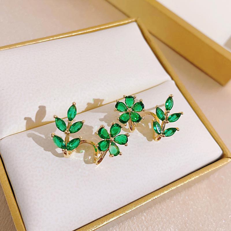 

2022 Emerald Crystal Flower Earrings with Silver Studs - Japan & South Korea Inspired Mori Girl Fairy Style