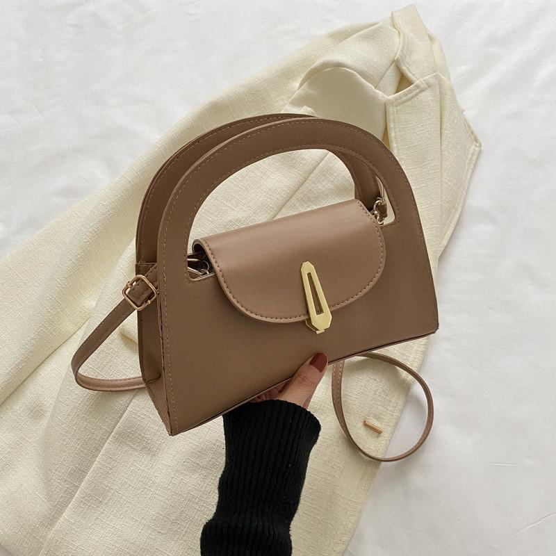 Elegant Retro Style Handbag For Women 2023 Spring Fashionable Shoulder Bag