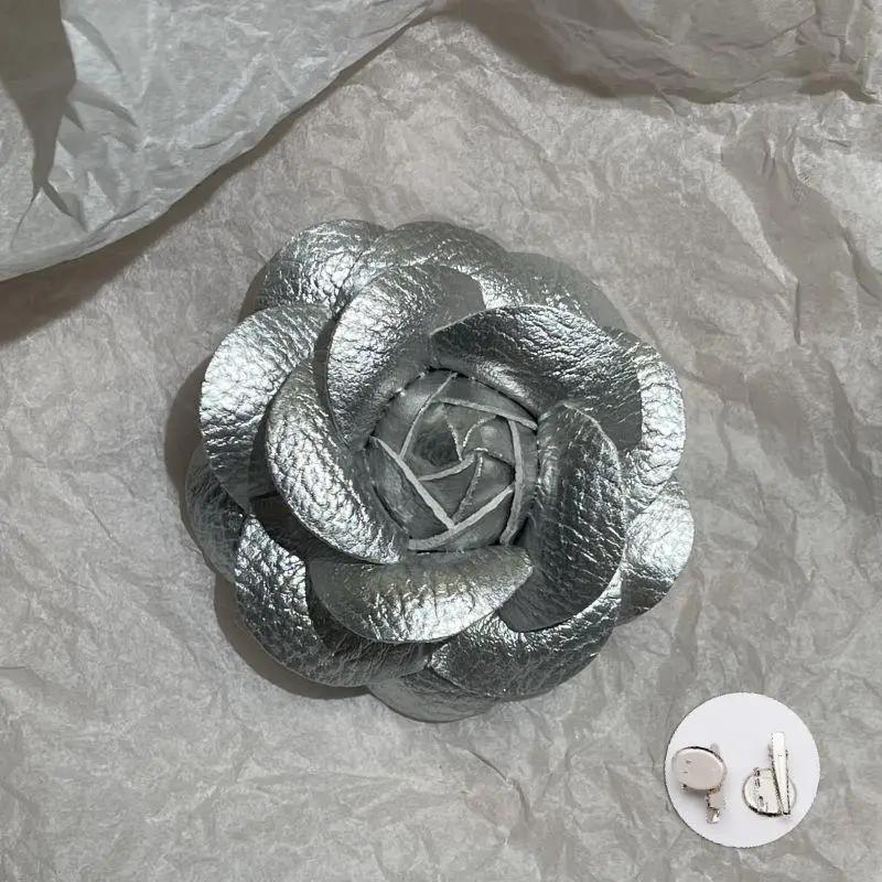 1Pcs French Leather Lapel Pin Corsage Bow Tie Accessory Black And White Plaid Bow Camellia Flower Pearl Tassel Brooch For Women