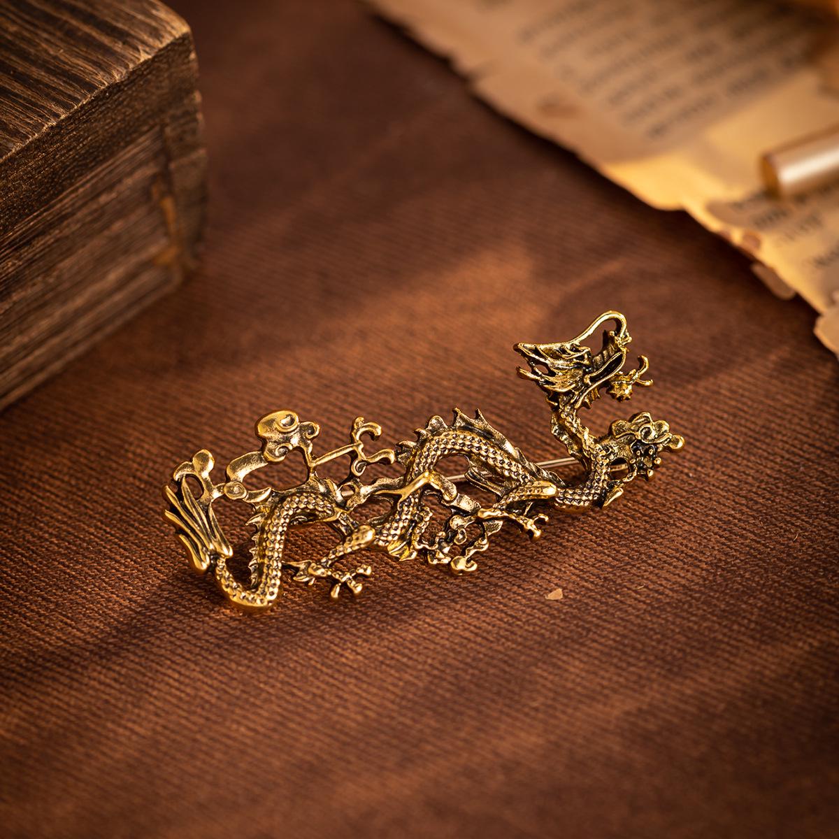 Retro Ethnic Style Flying Dragon Brooch - Unique Alloy Design with Dragon Totem