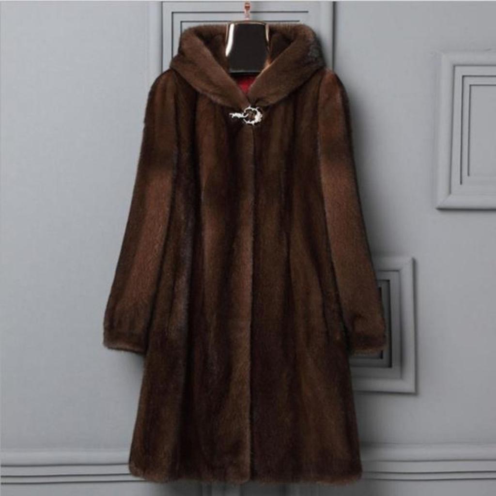 Cappotto da donna Autunno e inverno Nuovo cappotto di pelliccia Cappotto di pelliccia da donna Sezione lunga imitazione visone scamosciato con cappuccio