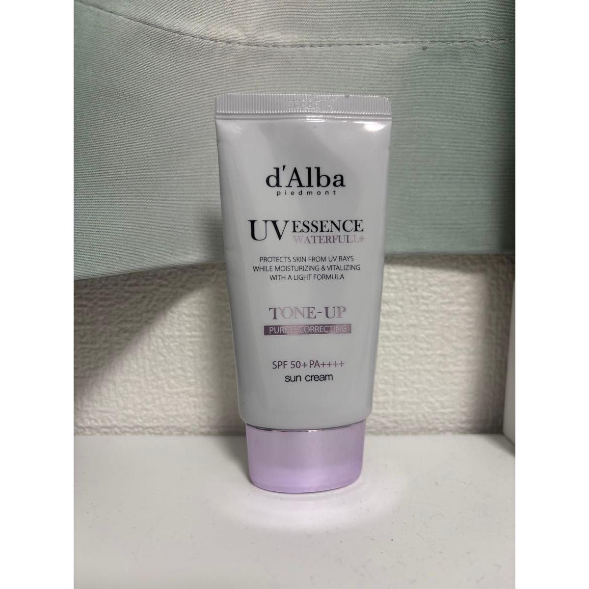 d Alba UV Essence Waterful Tone Up Sun Cream Purple