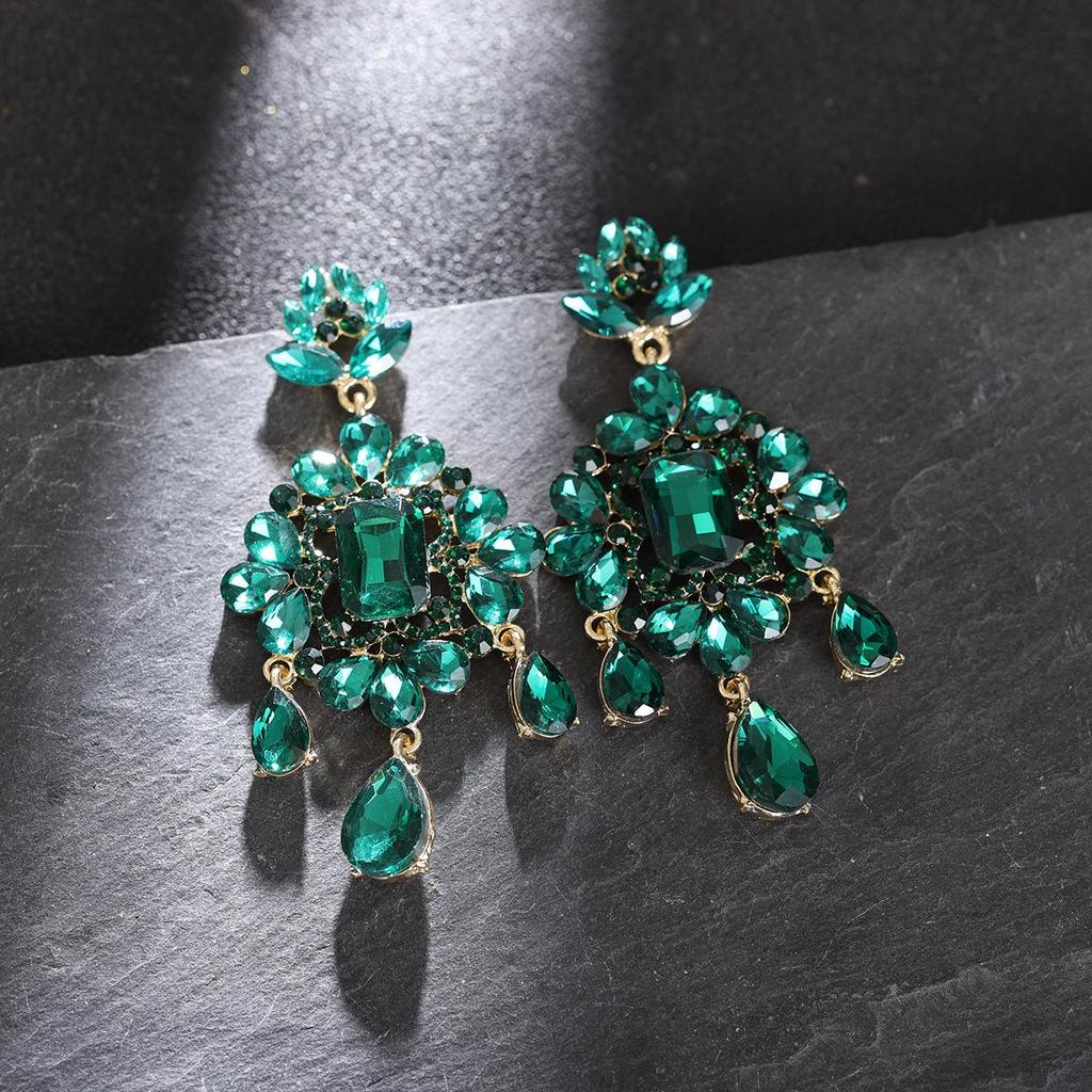 Luxurious Rhinestone Tassel Earrings: Elegant Crystal Studs with a European & American Flair