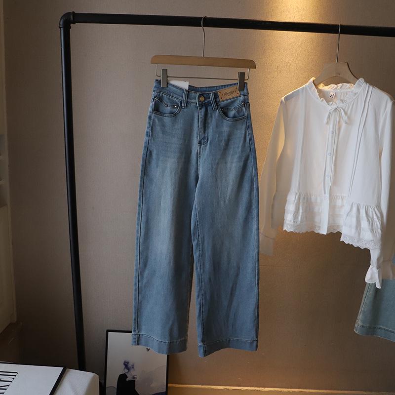 

Джинсы женские 2025 в корейском стиле с высокой посадкой, светло-голубые, стрейч, широкие штанины Extra Large светло-синий