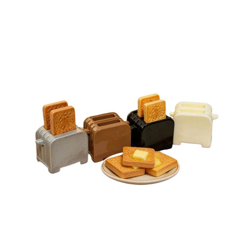 1:12 Scale Dollhouse Miniature Toaster – Random Color Simulation Kitchen Appliance for Dollhouse Decor