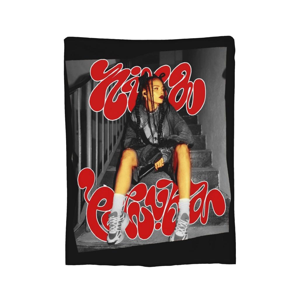 Nina Chuba 2025 Tour Decken Korallenfleece Plüsch Sommer Atmungsaktiv Super Warm Überwurfdecke für Sofa Schlafzimmer Bettwäsche