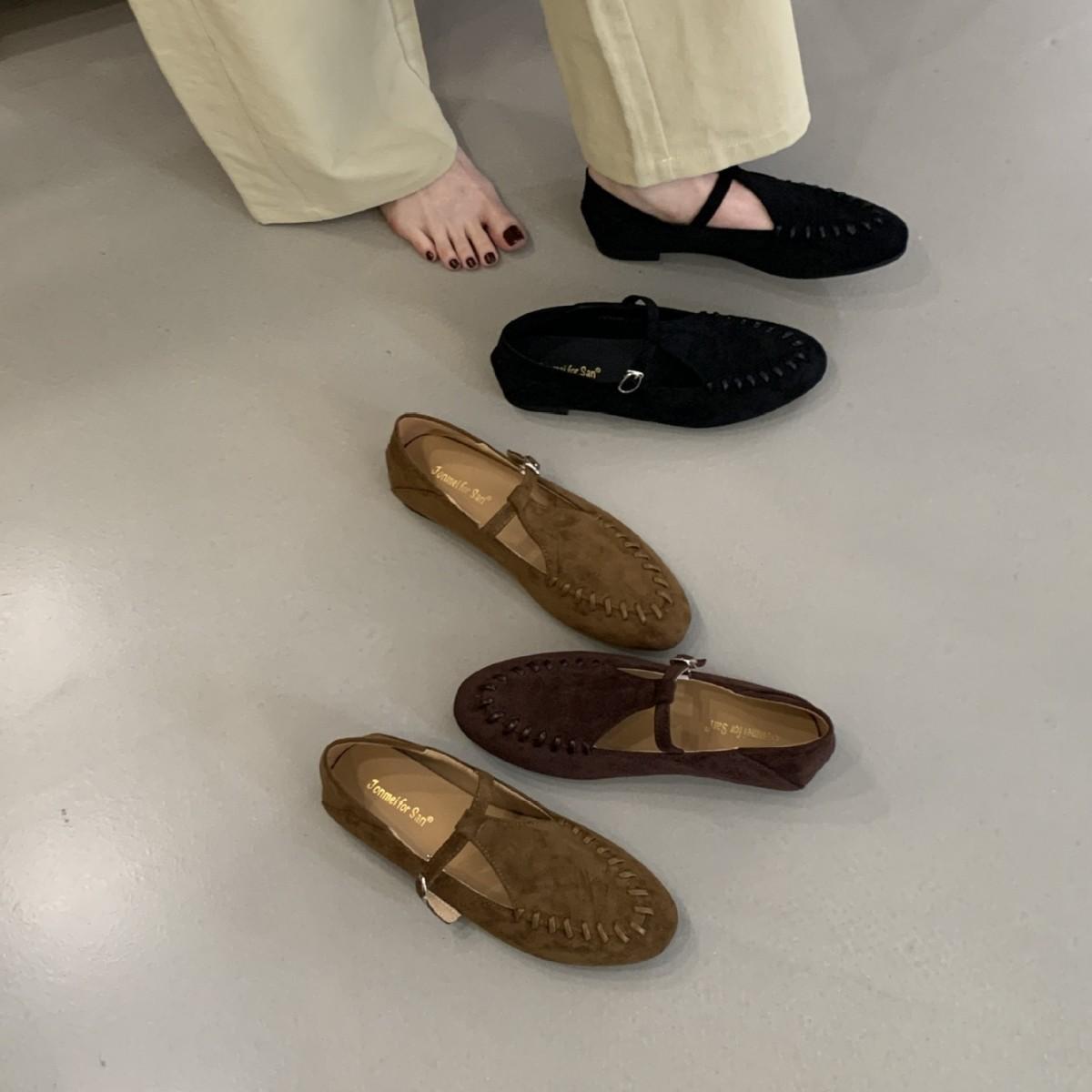 

2025 autumn new woven one-word belt flat-bottomed foot cover versatile OL commuter work women s shoes 39 кофейный