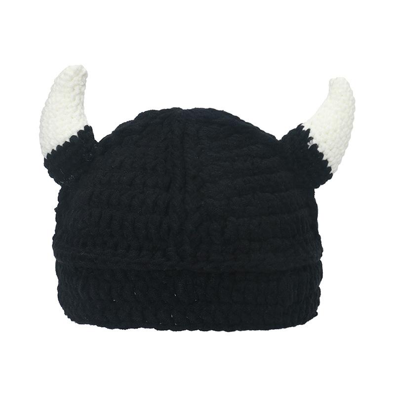 Douyin Internet celebrity live wool hat personality funny hip hop trend warm hat horn cartoon knitted hat men and women