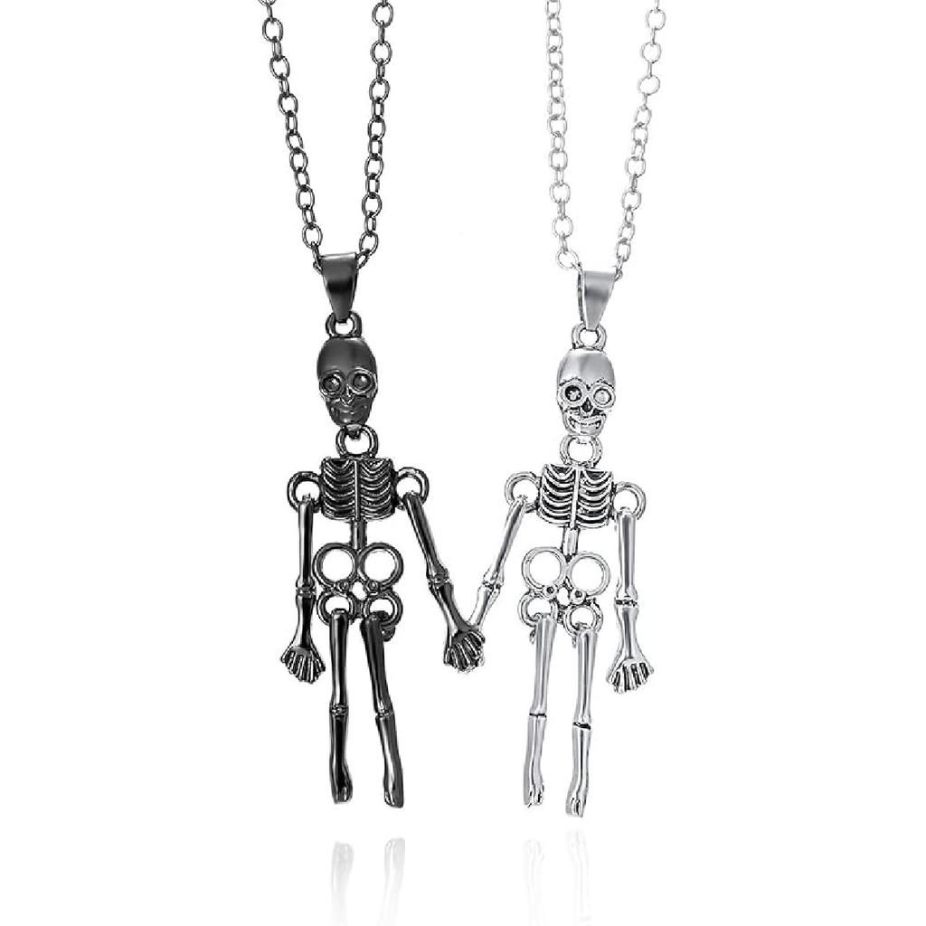 2Pcs Lovely Magnetic Love Heart Ghost Pendant Necklace Set for Women Men Best Friend Enamel Mutual Attract Magnet Couple Matching Necklace Halloween