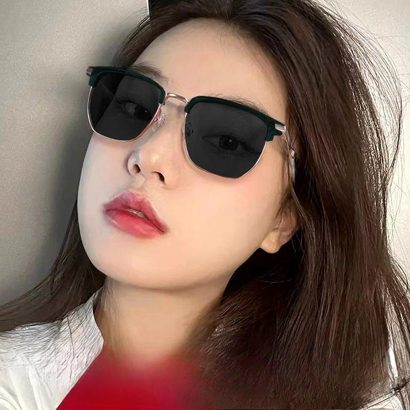 Non-polarized Vintage Square Sunglasses Women Men Metal Frame Sun Glasses Female Eyewear