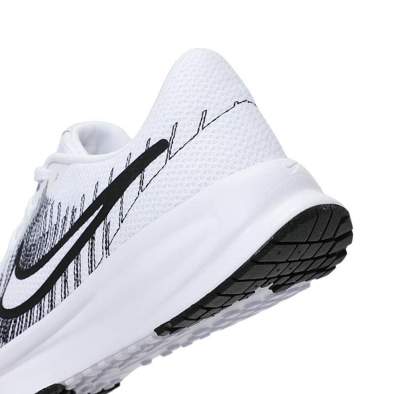 Nike Men's Run Defy Running Shoes
