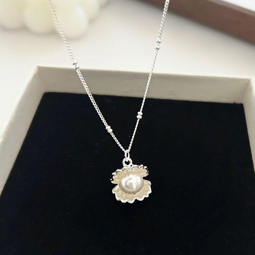 Thin Choker Chain Necklace Silver Sweater Chain New Pearl Shell Pendant Necklace Women белый