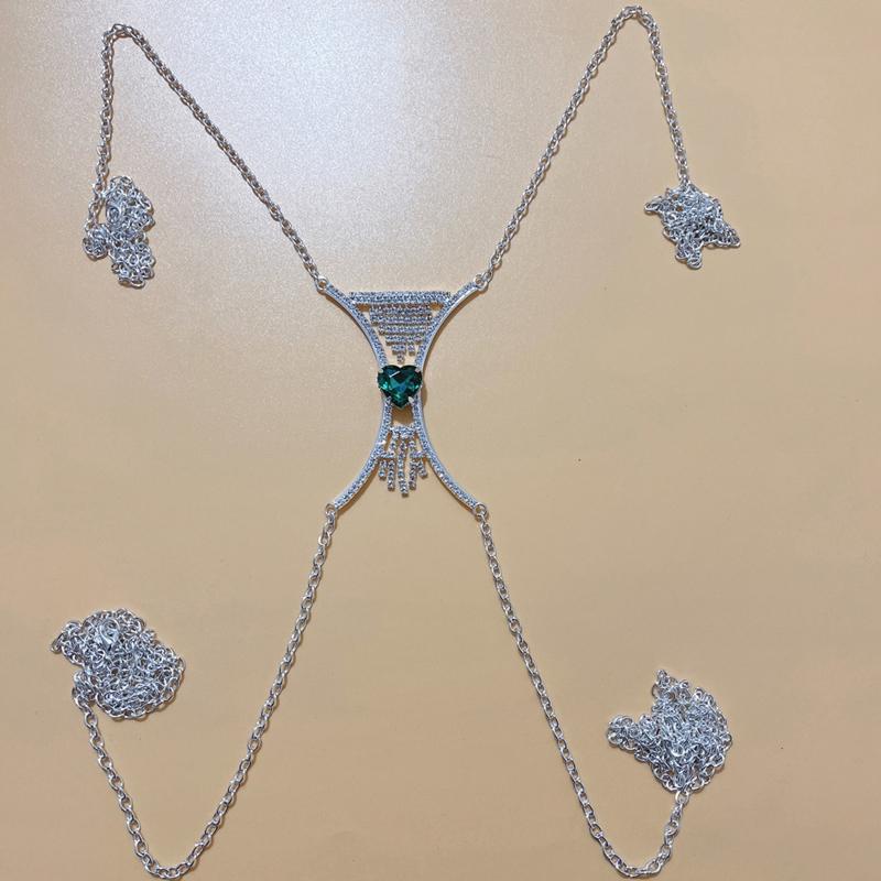 Luxury Heart Crystal Chest Bra Jewelry Rhinestones Body Chain Necklace Bra Chain Jewelry Body Jewelry For Women Sexy