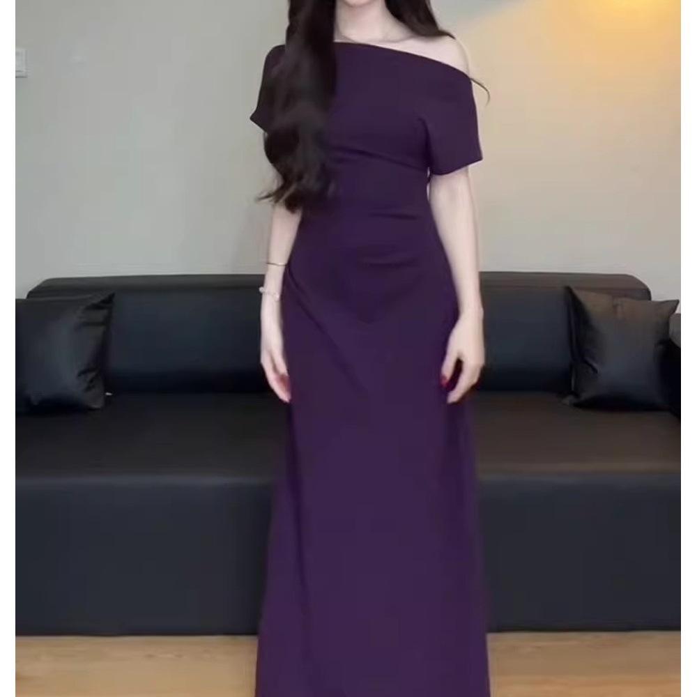 

Платье с короткими рукавами, косым плечом и разрезом, темпераментное, тонкое, облегающее бедра, с открытыми плечами, нишевый дизайн XL- (recommended 110-60kg) фиолетовый