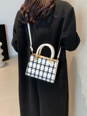 2024 Summer Women's Fashion Korean Style Textured Single Shoulder Crossbody Bag