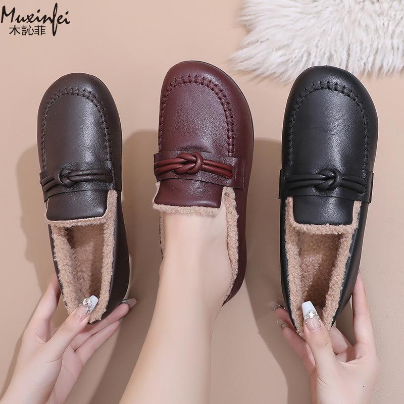 Winter New Style with Plush Thick Cotton Shoes Anti Slip Waterproof Warm and Flat Bottom Women's Boots Soft Soled Women's