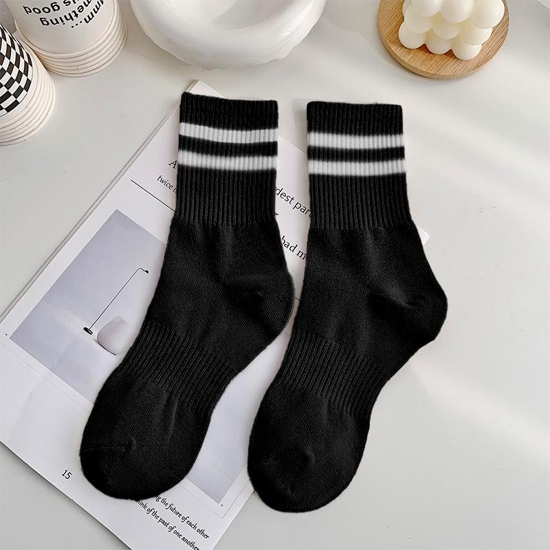 Women's Mid-Calf Two-Bar Stripe Pure Cotton Socks, Odor-Resistant, Anti-Pilling, Versatile for Sports and Casual Wear.