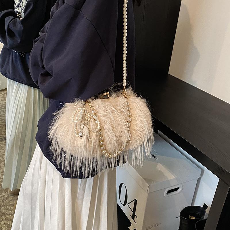 Retro Plüsch Damen Tasche, Fransen-Perlenkette, Flauschige Tasche, Europäisch und Amerikanisch Fee Wind Umhängetasche