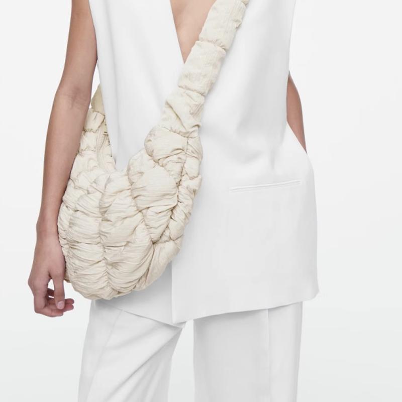 Cos Crescent Design Pleated Texture Zipper Closure Polyester Croissant Bag Women Handbags Off-White 1234770003