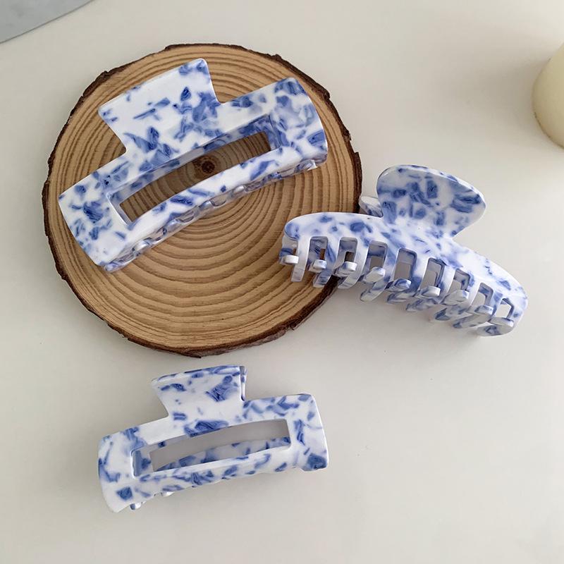 Retro Blue & White Porcelain Pattern Acetate Hair Claw