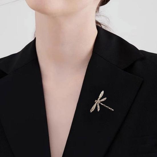 1/2 stk. Broche til Kvinder, Dekorative Kraveknap med Libelle-design, Praktisk Tilbehør til Trøjer, Kjoler, Jakkesæt, Hatte