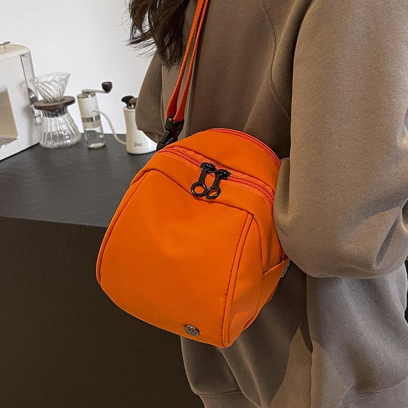 Fashionable and Trendy Sports Personalized Handbag Bag Versatile Fitness Casual Light Crossbody Women's Bag