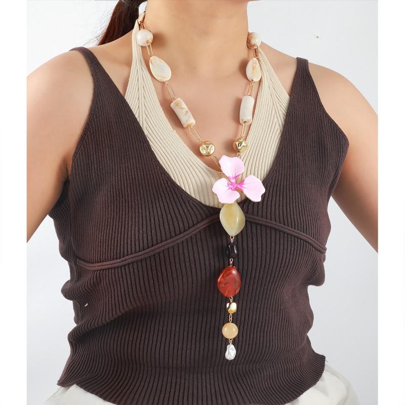 Handmade Resin Floral Statement Necklace Women Boho Beach Chic Layered Pendant Chain 2025 Fashion Accessory
