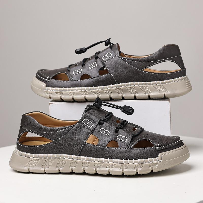 Sandals for Men Retro Handmade Leather Sandals Summer Hollow Out Leather Sandal Outdoor Casual Sport Sandals for Men Beach Shoes