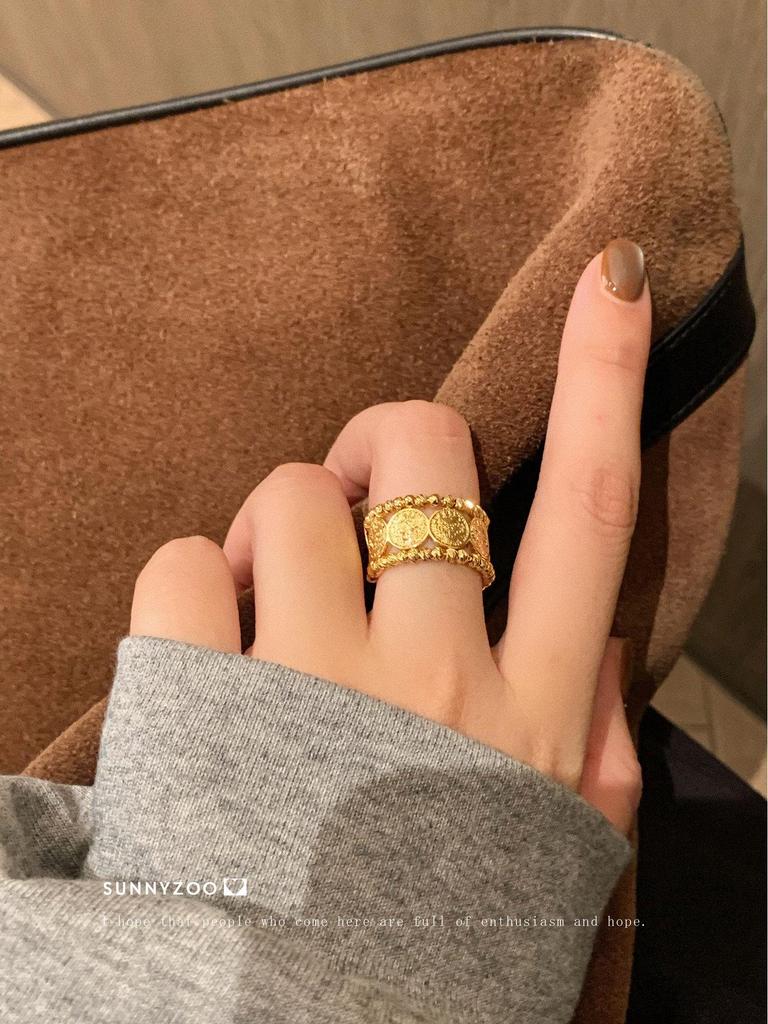 San Francisco Vintage Chic Wide Band Brass Ring, White Gold Plated Retro Index Finger Ring