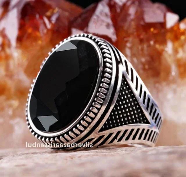 New Mifeiya Creative Black Crystal Rhinestone Zircon Rings for Men CopperColor Wedding Party Vintage Fashion Jewelry