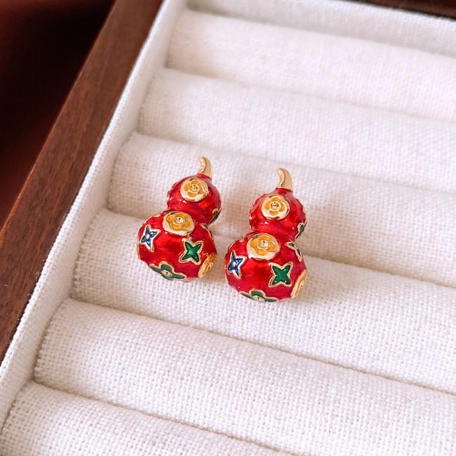 Silver Needle Diamond Oval Pendant Fringed Earrings Medieval Vintage Court Style Stud Earrings Light Luxury Retro Earrings