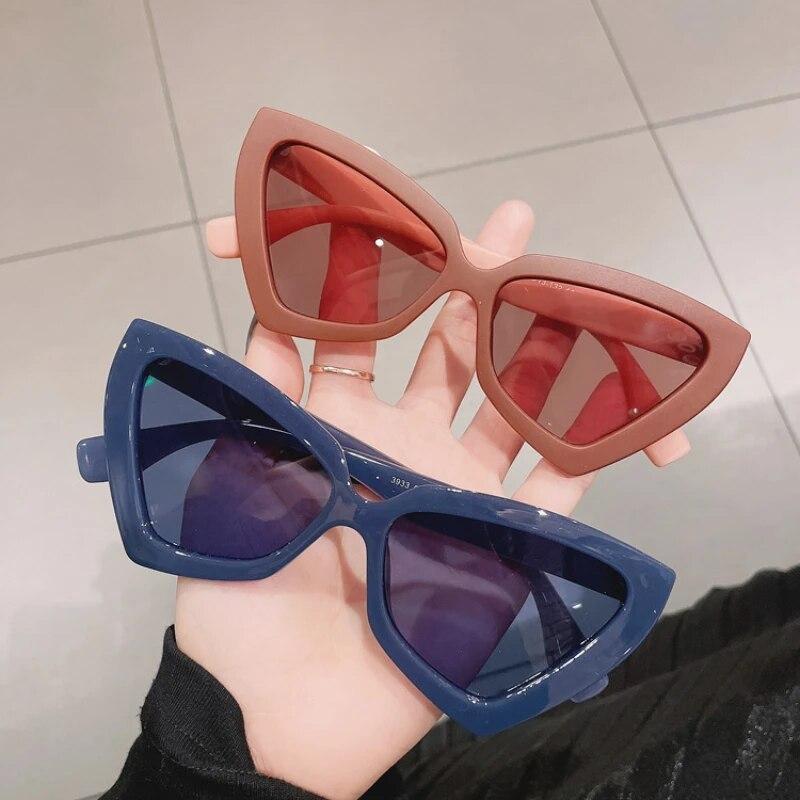 Unisex INS Cat Eye Sunglass Trendy Female Luxury Design UV Eyewear Popular Men Travelling Oversized Sun Shades Goggles