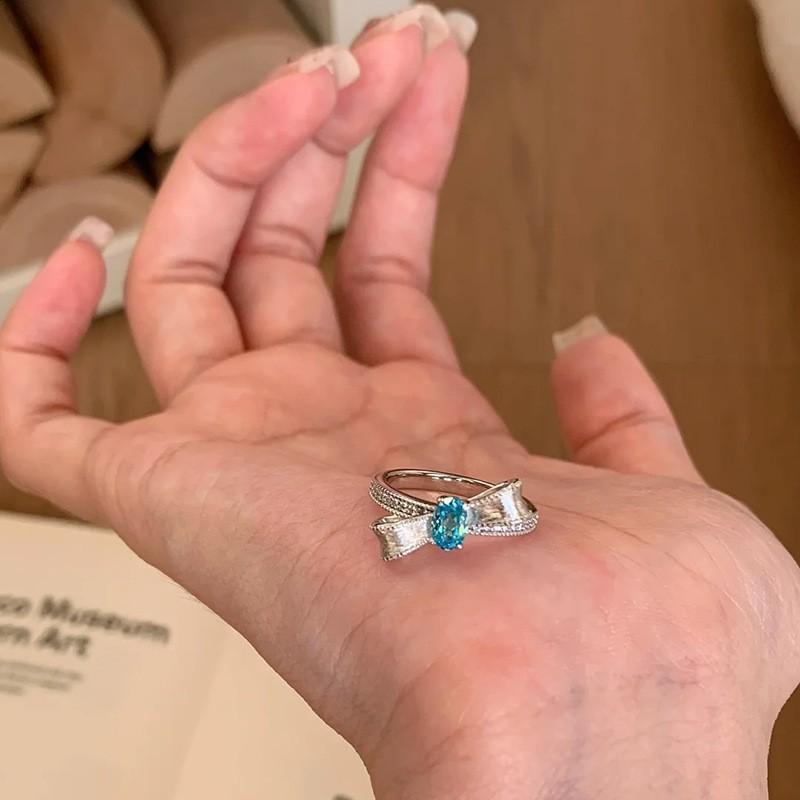 Boutique Copper Unique Ring For Stylish Women With Inlays Beautiful