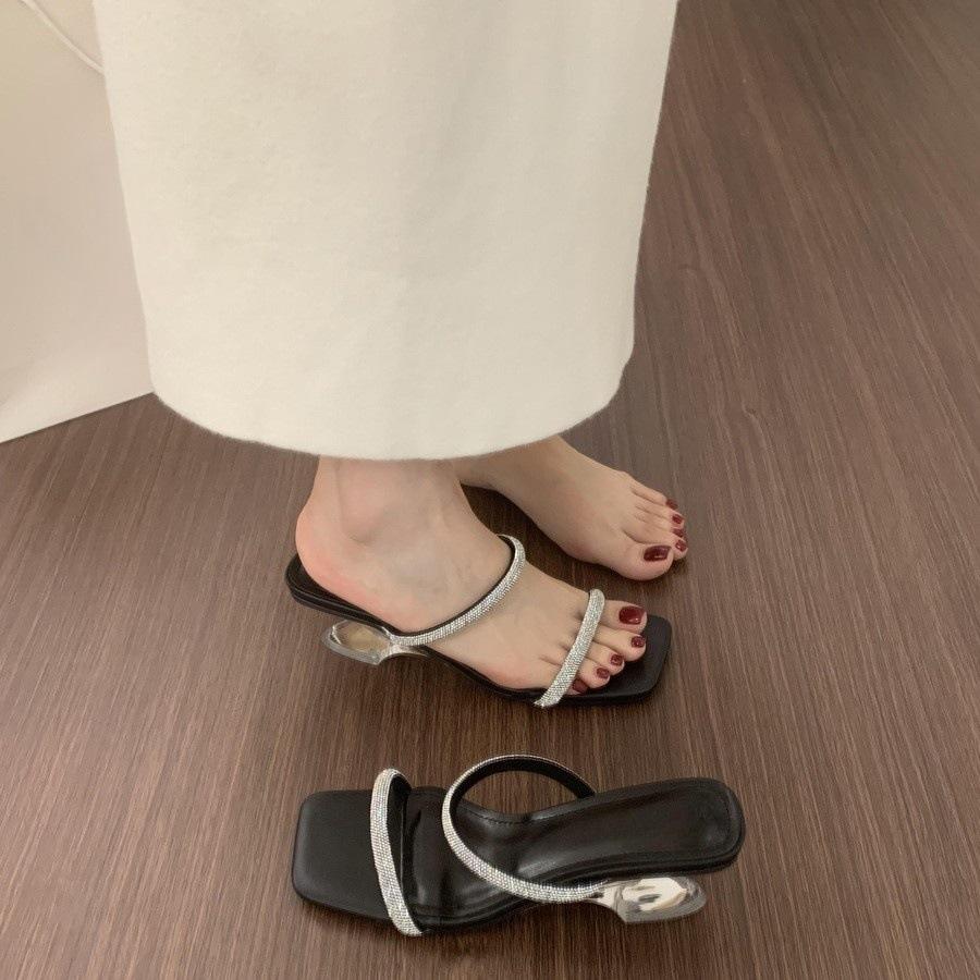 Rhinestone Word with Open-toed Square Head Slippers Women's Summer Wear Beautiful Crystal Heel Sandals High-heeled Sandals