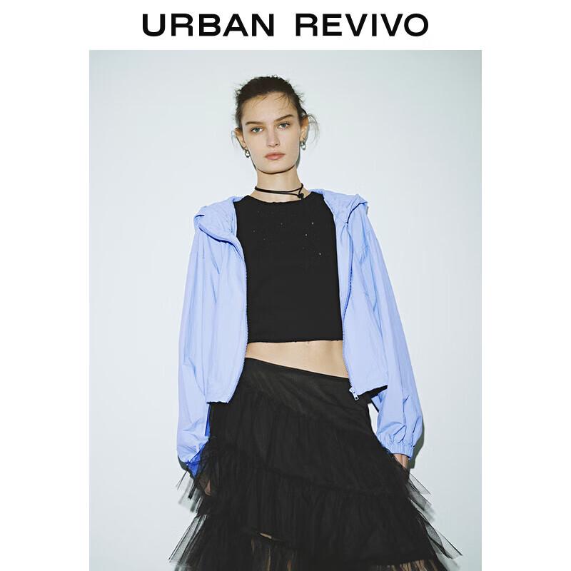 

Женская укороченная куртка с капюшоном на молнии M