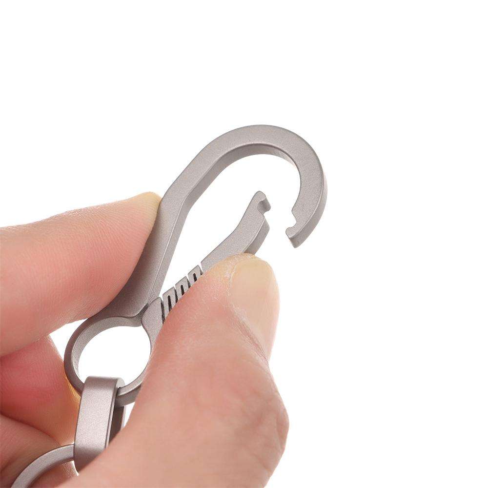 High-Quality Real Titanium Lettering Keychain Men Keychains Jewelry Holders EDC Key Rings