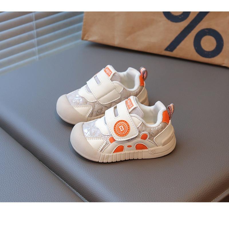 Baby toddler shoes cartoon leather surface baby girl indoor shoes non-slip soft sole baby boy running shoes