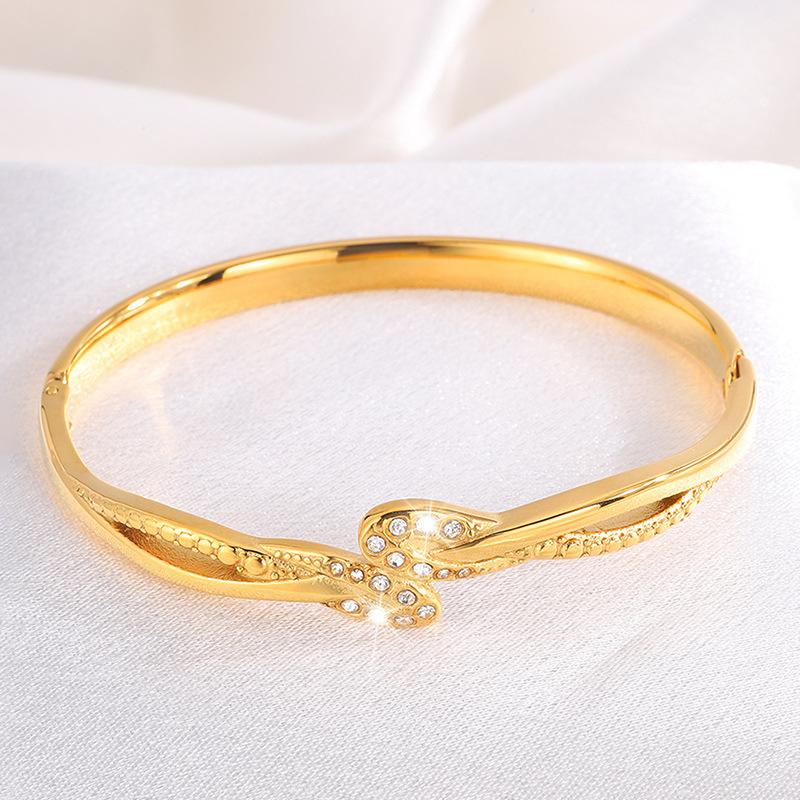 New Fashion Bracelet Elegant, Minimalist, High-end, Light Luxury 17CM