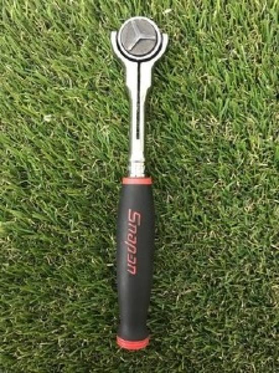

Snap-On TH737 -1/4 Dr., Round Swivel Head, Red Soft Grip Handle Ratchet